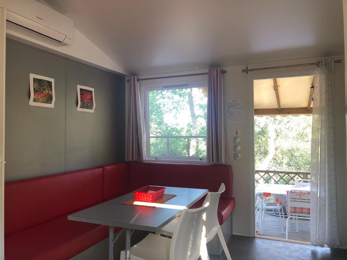 Camping De Parpaillon Roquebrune-sur Argens Zewnętrze zdjęcie