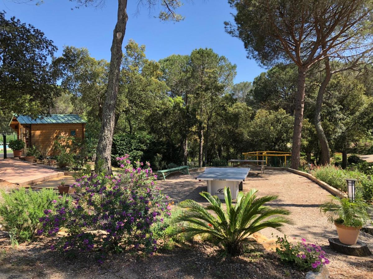 Camping De Parpaillon Roquebrune-sur Argens Zewnętrze zdjęcie