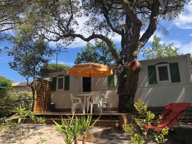 Camping De Parpaillon Roquebrune-sur Argens Zewnętrze zdjęcie